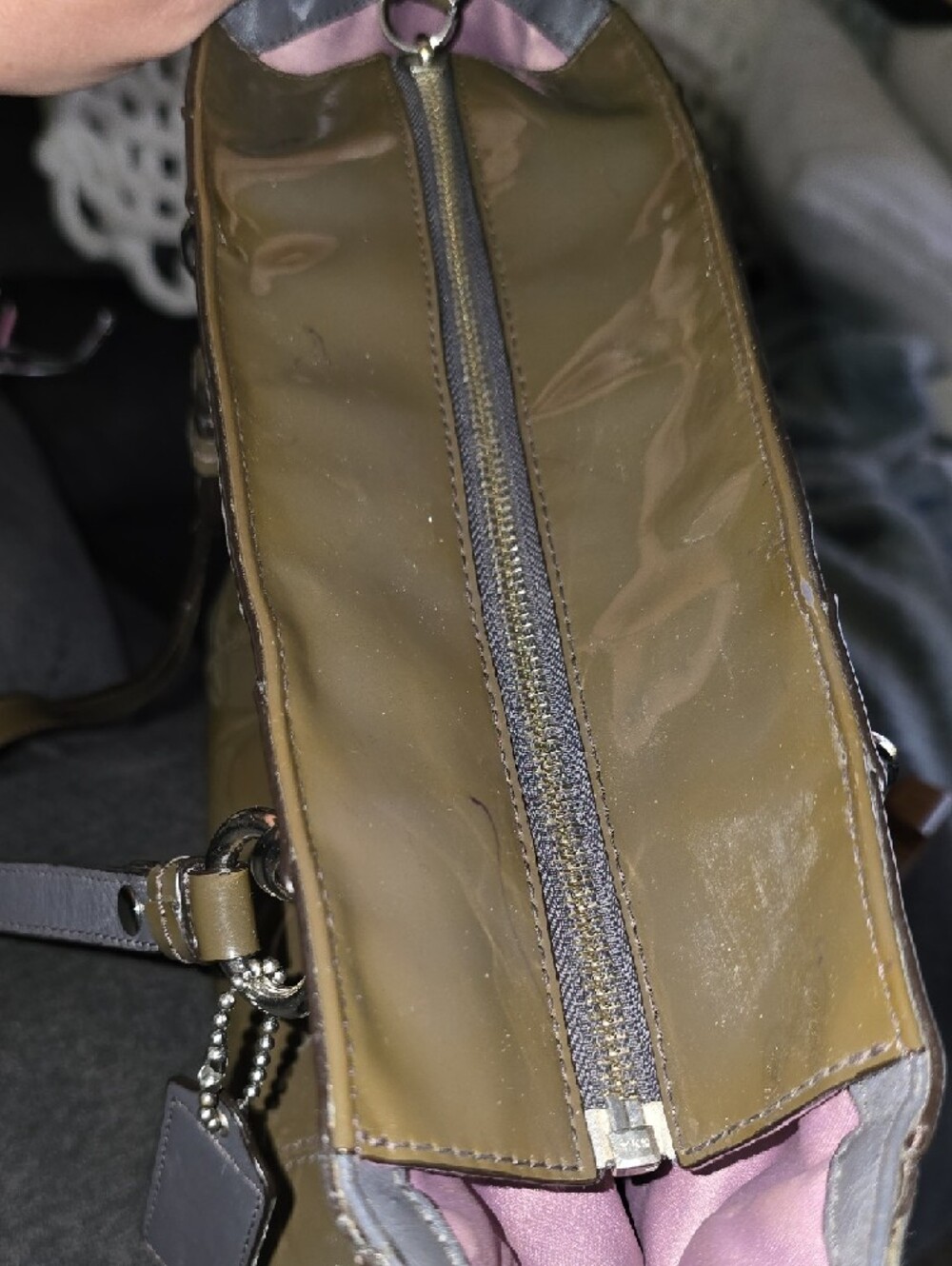 Coach Olive Green Patent Leather Shoulder Vintage East/West Tote - Picture 13 of 13